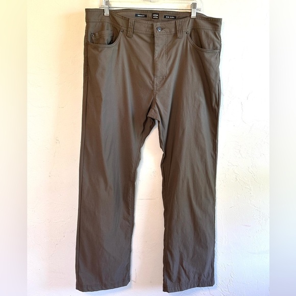Prana Standard Fit Flat Front Khaki Brown Activewear Casual Pants Sz 38x30 - Picture 1 of 11